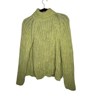 Kate Hill Chunky Cable Knit Sweater